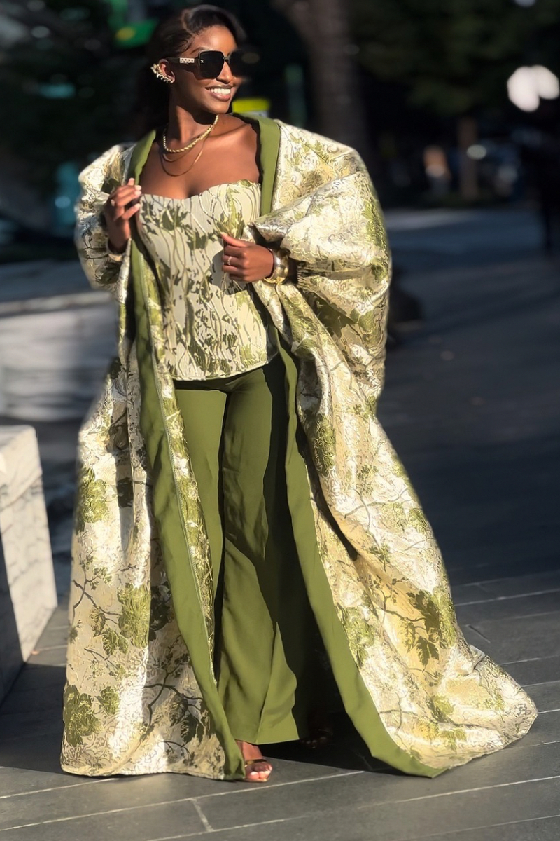 Rich Aunty Vibes Kimono